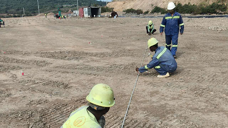 Galuega Faatino mo le Teuina o le Malosiaga ma le PV i le Huipeng Mining 12745