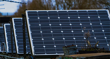 Solar Harmony: Combining Solar Panels with Home Energy Storage
